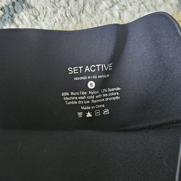 Set Active Seamleas Sculpt Ribbed Legging Size Small - Picture 4 of 5